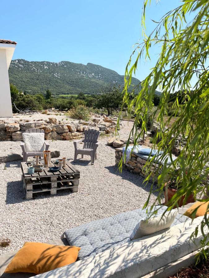 Le Domaine Du Cade-Gites D'Exception 4Etoiles "La Villa Du Cade" Cazevieille Exterior foto